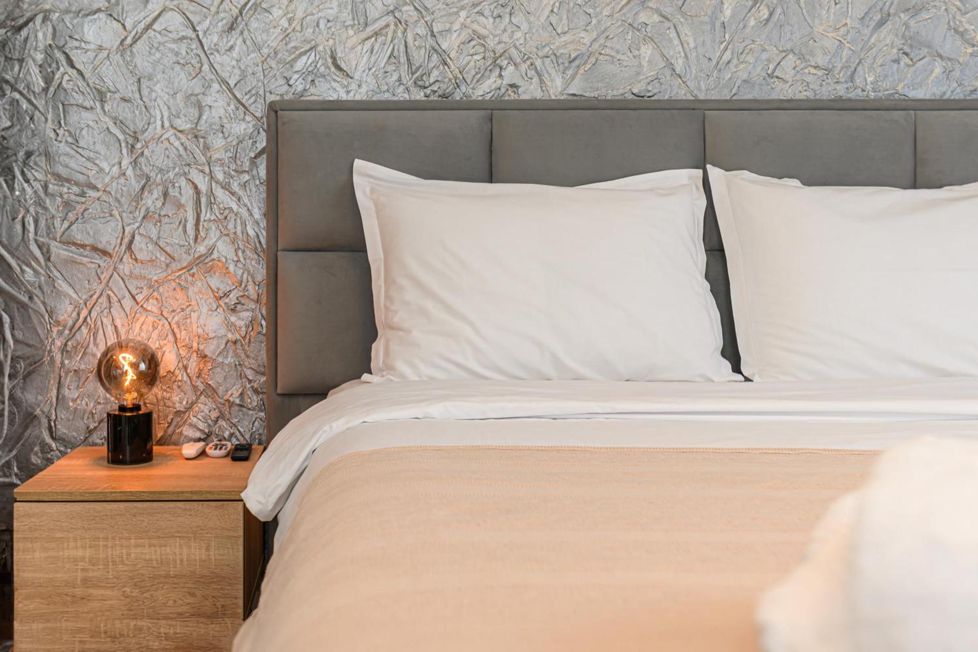 Mountain View Retreat Apartment - Private Parking Brasov Ngoại thất bức ảnh