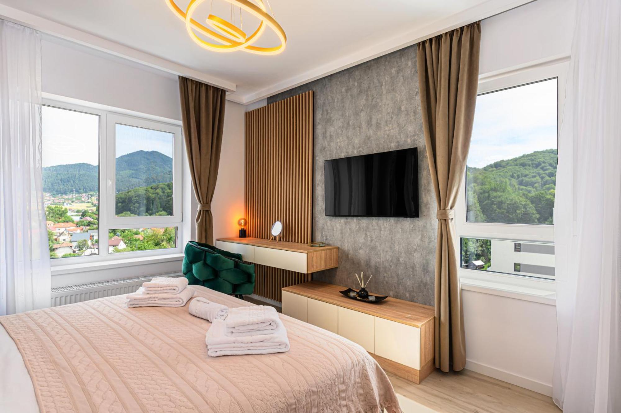 Mountain View Retreat Apartment - Private Parking Brasov Ngoại thất bức ảnh
